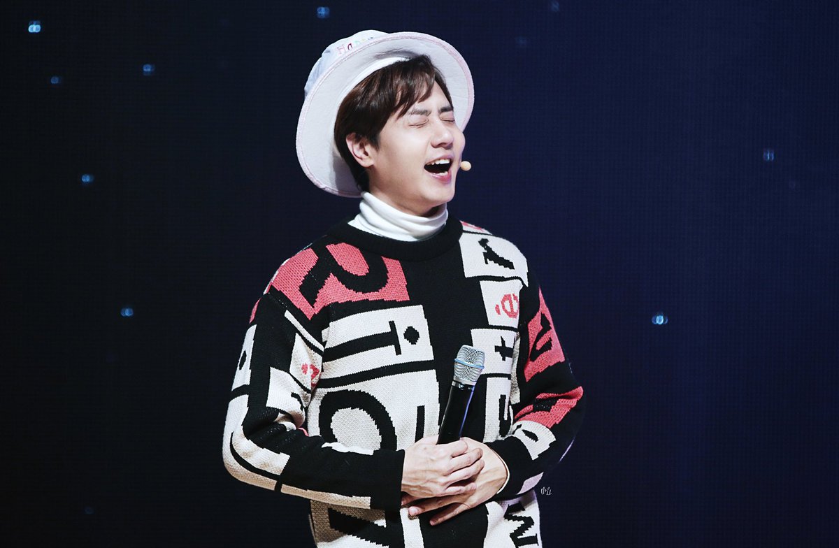 the_shinsquad's tweet photo. Laughter is the best medicine! #ANDY #Shinhwa #AndyMonth #DailyAndy https://t.co/M2jhTdv0lA
