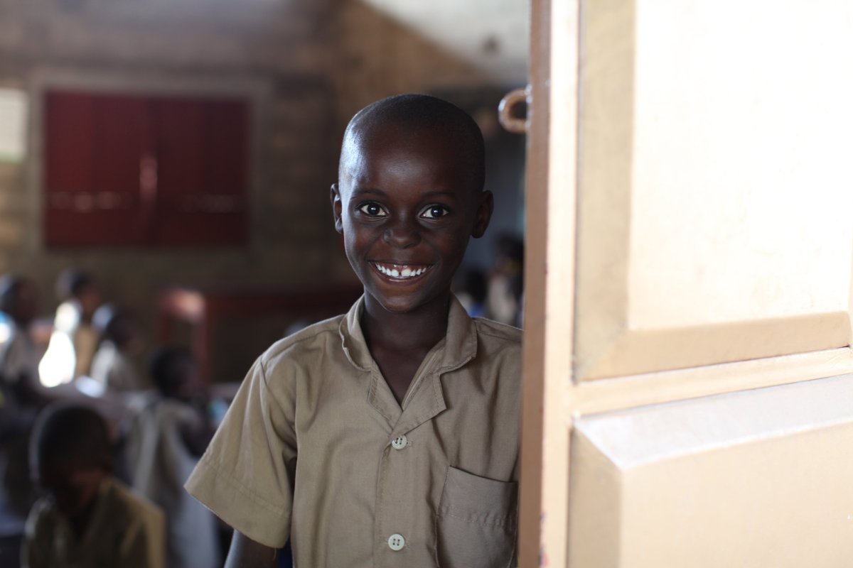 UNICEF_Benin's tweet photo. Chaque enfant, chaque (sou)rire est extraordinaire  !

#PourChaqueEnfant la joie, le fun ! https://t.co/jmUUhnp6eP