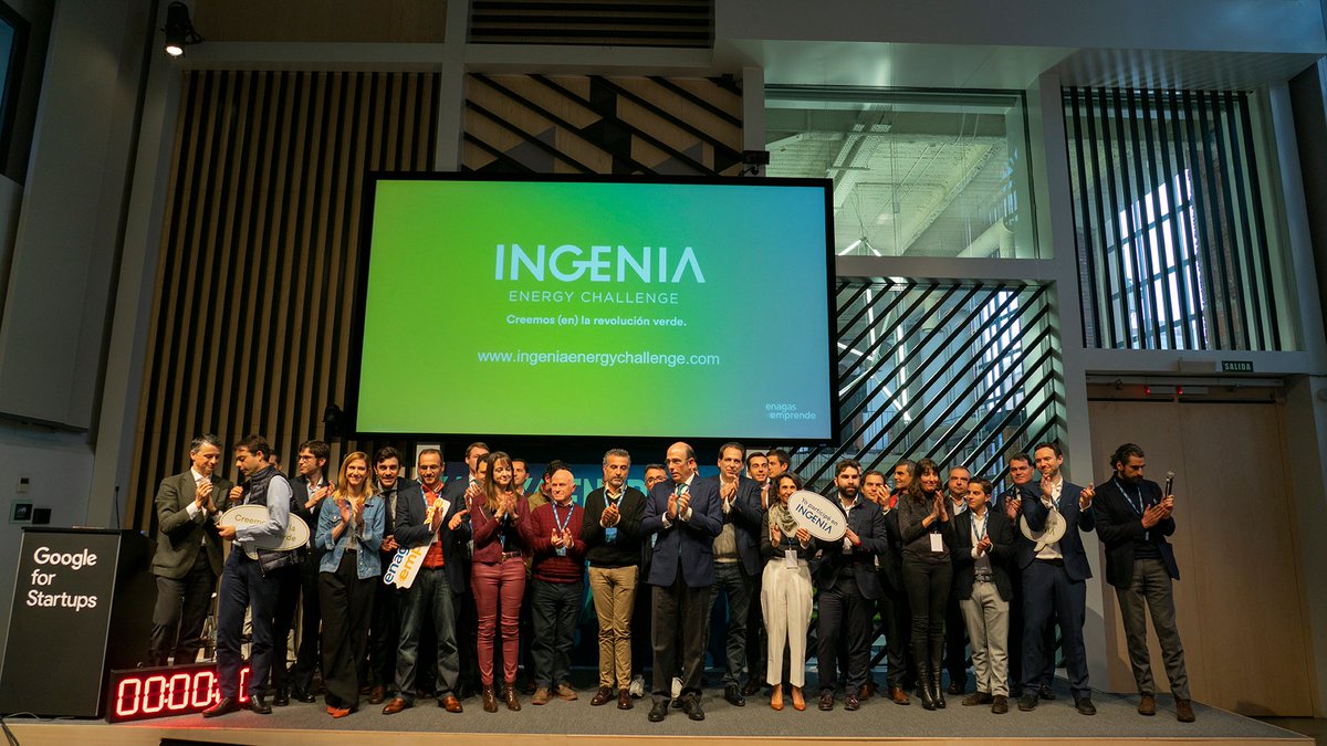 enagas's tweet photo. Hoy hemos lanzado #IngeniaEnergyChallenge2020 en el marco de #EnergyStartupDay2020 🙌 Esta iniciativa nos permitirá escoger los mejores proyectos emprendedores para transformar el sector de la #energía. 
Más info➡️https://t.co/OVoMMSJemO 
#TransiciónEnergética #descarbonización https://t.co/58Px3p7diX