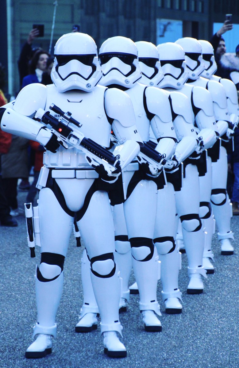 CharactersPBlog's tweet photo. If you pass the information to the resistance, you'll be considered a traitor and a target! Over here! #stormtroopers #starwars #seasonoftheforce #facetheforce #disneyparks #disneylandparis #waltdisneystudiospark #firstorder #agalaxyfarfaraway #legendsoftheforce #mystarwarsmoment https://t.co/jGzR8qzTQC