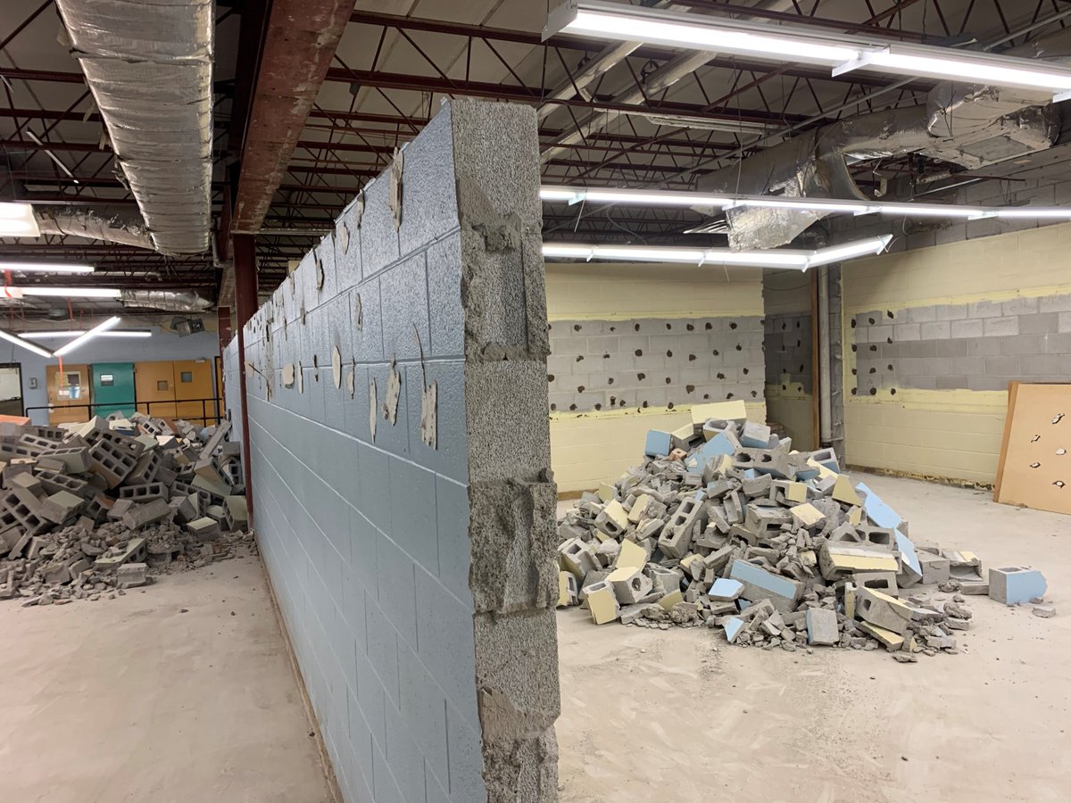 HossackAssoc's tweet photo. We are excited to have demolition underway at Glenforest SS for the long awaited renovation along with additions to accommodate new and existing programs. This is an exciting and positive change for the school, and the Glenforest neighbourhood.  @PeelSchools @GlenforestSS https://t.co/Gzm5V3hZMb