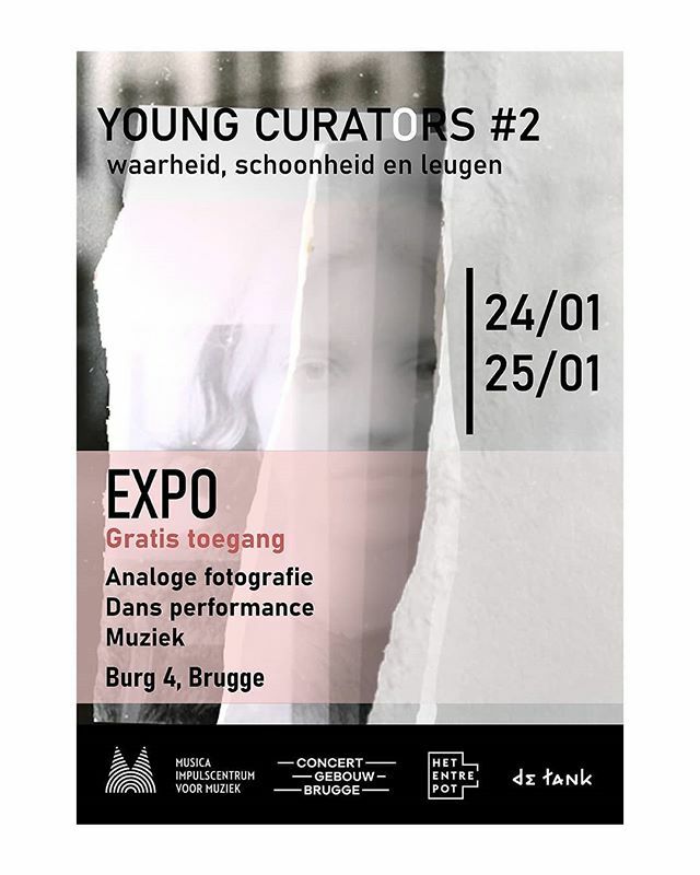 Poster door young curator <a href="/nikki/">nikki</a>.c.atkeson voor 'Young Curators'. Pretty DIY, zoals het hele project 👌