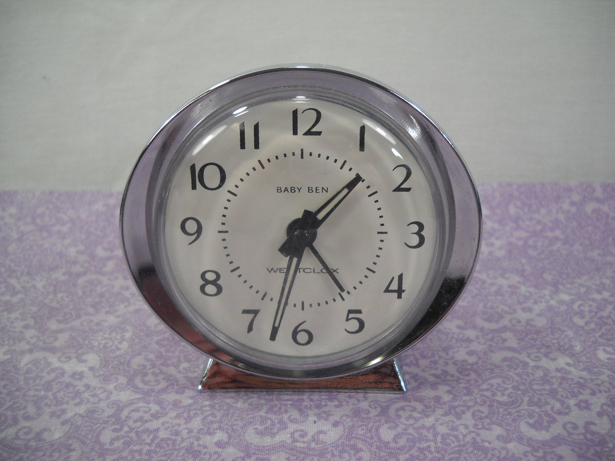 SeaPickers's tweet photo. Vintage Baby Ben Westclox Working Windup Alarm Clock Made In USA White Silver https://t.co/ZsECAgLtgJ #housewares #clock #bedroom #alarmclock #time #bigben #westclox #bedsideclock #homedecor https://t.co/oX5k0RN9WF