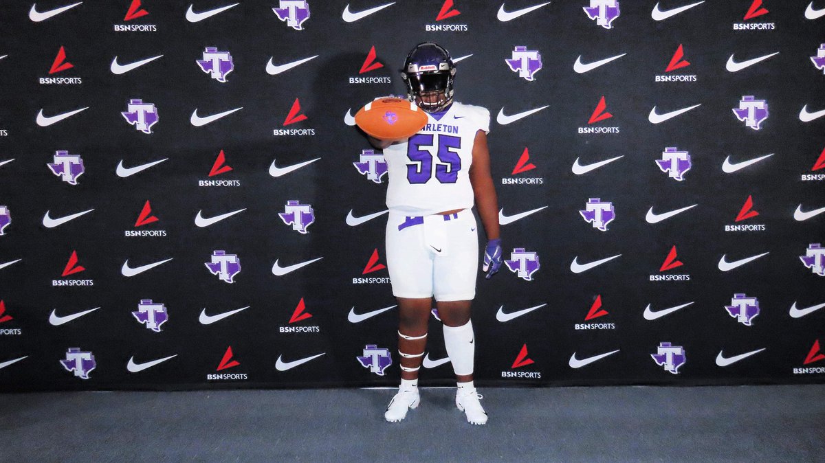 papabluitt's tweet photo. @CoachEJ_DLine  @marcuspatton4 https://t.co/czIOB4OXb7