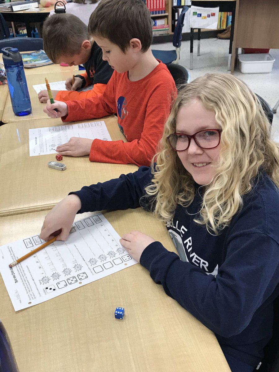 MrsBrule's tweet photo. Creating and solving number patterns with dice, hundred charts and counters. https://t.co/B2nBfPO33x