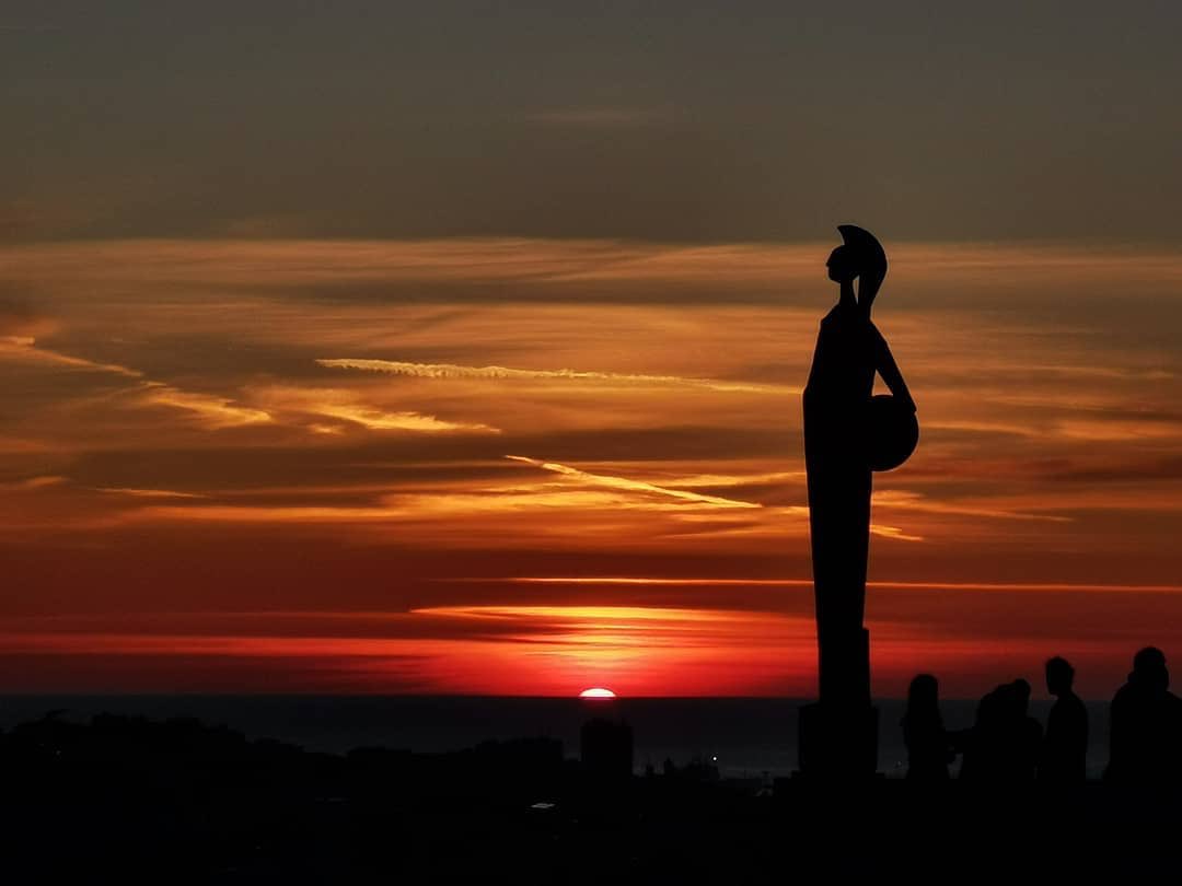 UniTrieste's tweet photo. Stasera condividiamo lo spettacolare #SunsetUnits del nostro studente di Giurisprudenza Luigi Farina.
Complimenti per lo scatto! https://t.co/YekrKS2Unv
