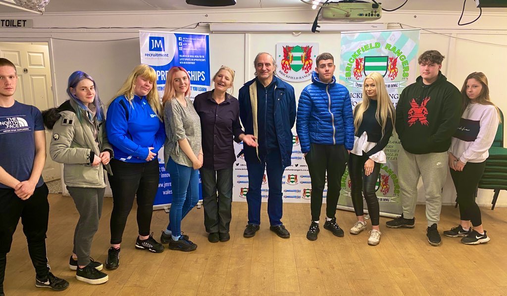 AndrewRuscoe's tweet photo. Thank you to Dawn &amp; Jorge of the fantastic @ACPGB for delivering a Artistic cultural awareness workshop with our @JM_RET #Wrexham Pre Apprentice Students.

Your support will enable our students to become more confident within the education setting once they become TA’s 🙌 https://t.co/3uPFf9HaJl