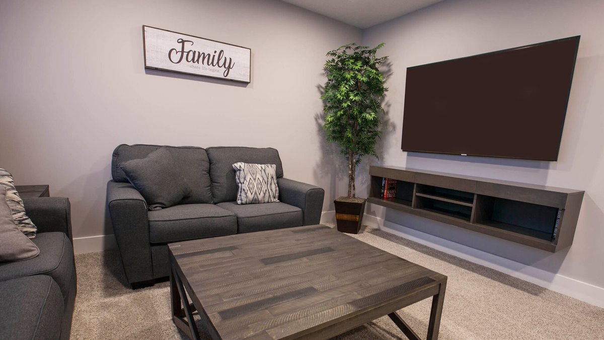 McleanMcleanHo1's tweet photo. Are you one of those people that stay in their home for years or move constantly? Just curious...
#Leduc #LeducHomeBuilders #LeducBusiness
#HomeBuildersLeduc #DreamHomes #CustomHomeBuildersLeduc https://t.co/gkc7r0hODq
