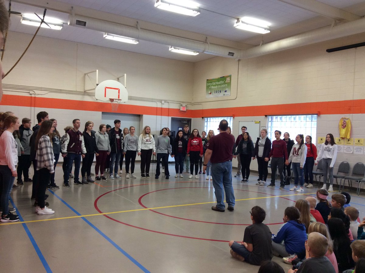 downsvilleES's tweet photo. It was a pleasure to have the MHS music department perform for us today! @downsvilleES @mhsmustang1 @SDMAOnline #downsvilletigers https://t.co/UMCB4aV2Gy