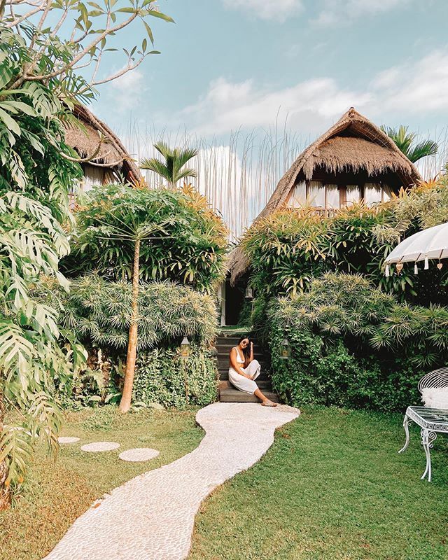 Balinese vibes 〰️ 📸 <a href="/lauracroft/">MamiCroft©</a> ift.tt/2vdTbUU