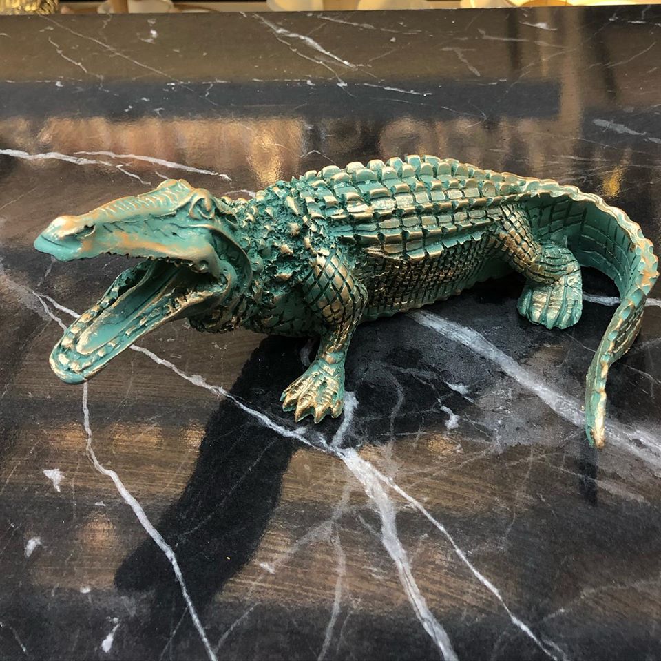 Tüm ürünler ücretsiz kargo ile gönderilir.
Ev ve ofislerde çok şık duracak dekor objesidir.
#modevturkey #evim #evimevimguzelevim #evdekorasyonu #dekor #dekorasyonönerileri #home #myhome #decoration #decor #içmimar #içdekorasyon #içdizayn #içdekor #içtasarım #timsahheykel #heykel