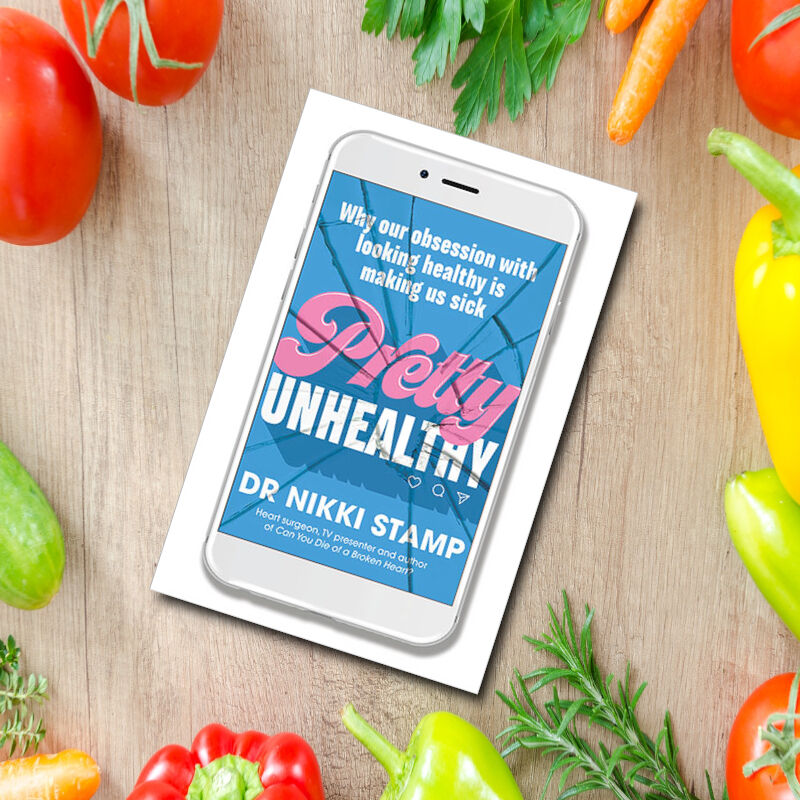 #PrettyUnhealthy by @drnikkistamp, @MurdochBooksUK
'I ended the book thinking about my lifestyle and what I enjoy and how, above all, it’s important to be kind to myself. Can’t get better messages than that.' Victoria Goldman, Expert Reviewer
#livelifewell
bit.ly/2Qx1Z0d