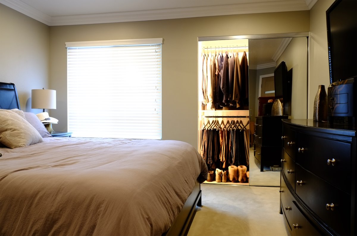 Luminook lights go beyond motion detection and are activated by door position, so the lights will never turn off again while you're standing in your closet. Back us on #Kickstarter today: bit.ly/2sJJ7SO.