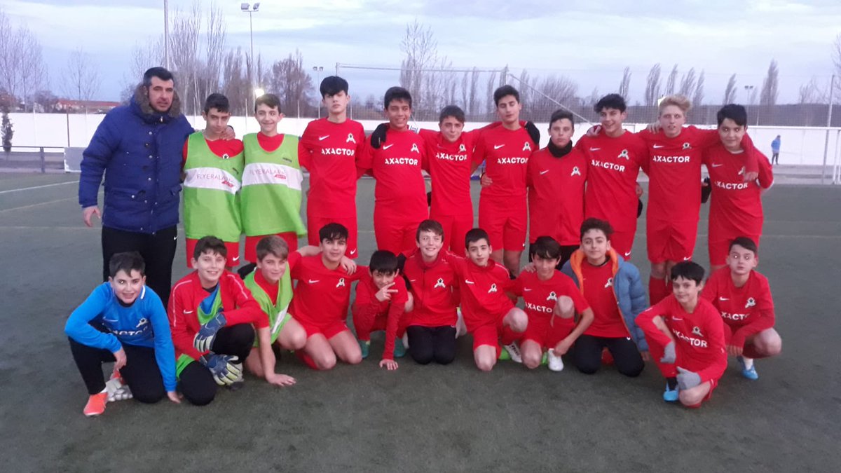 IveroValdemoro's tweet photo. #EMPATE a 0️⃣-0️⃣ en un partido disputado. Volvemos a la competición el #Sabado #25Ene recibiendo al @CDVSphera para jugar #partido ⚽ de la #jornada13 de #Liga ⚽ #INFANTIL 🏆 a disputarse
a las 🕒0️⃣9️⃣: 0️⃣0️⃣🕒
en 🏟️ #BOLITAS1 🏟️ #AIRON
🔴 #VamosIvero ⚽
🔴 #OrgulloIVero ⚽ https://t.co/KukeAMVGPI