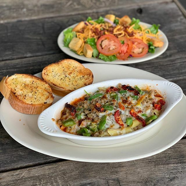 cellarmans's tweet photo. Lunch Special Every Wednesday. Build your own Wood Oven Baked Pasta with side garden salad 8.99. Choose your sauce and any toppings! #pub https://t.co/xGaNurSx2C https://t.co/kjcmx6yuGC