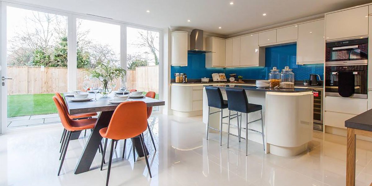 granarydev's tweet image. Featured Property: Plot 10 - #VictoriaHeights #Melbourn #Hertfordshire.
5 Bed Detached House, 4 Bathrooms, 3 Receptions, 2484ft².
This brand new property is currently our show home. Every luxury feature we offer comes as standard!
Visit granarydevelopments.com/zgvd for more details.