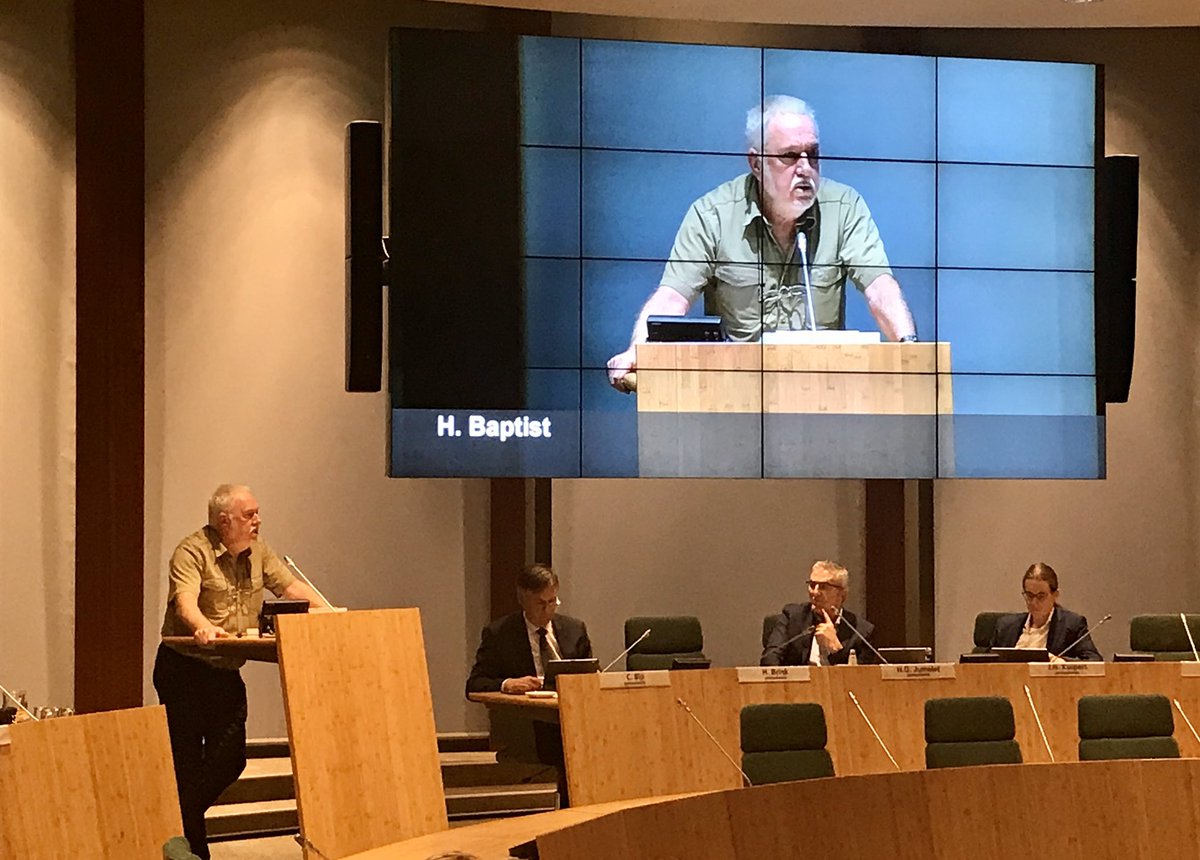 psdrenthe's tweet photo. Vandaag hebben 3 insprekers het woord gericht tot de commissieleden (over #N375, Fauna Beheereenheid, #Nedersaksenlijn). Ook inspreken op een onderwerp en invloed uitoefenen op het provinciaal beleid? Kijk op https://t.co/UINtZaNnH8 voor meer informatie over het #spreekrecht. https://t.co/iKDl0GOaM9