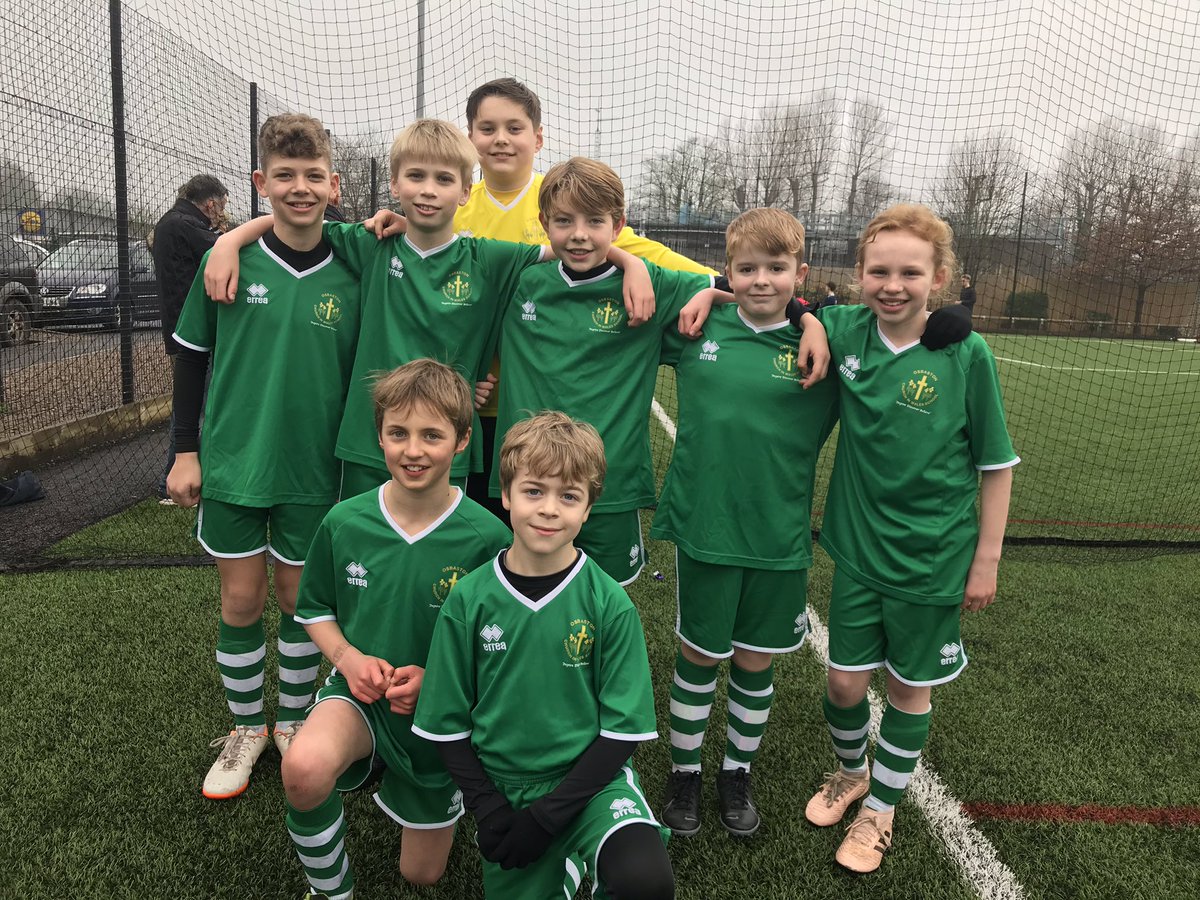 Habsmonmouth's tweet photo. Congratulations to @PentrepoethPrim for winning The Grange Invitation Six-a-Side Football Tournament.
The A team prevailed in the Cup final,  hosted by @MonBoysPrep, beating @osbastonciw A in a penalty shootout.
Headteacher @MonBoysPrep, Mr Neil Shaw, presented the honours. https://t.co/9hkcTcPLYD