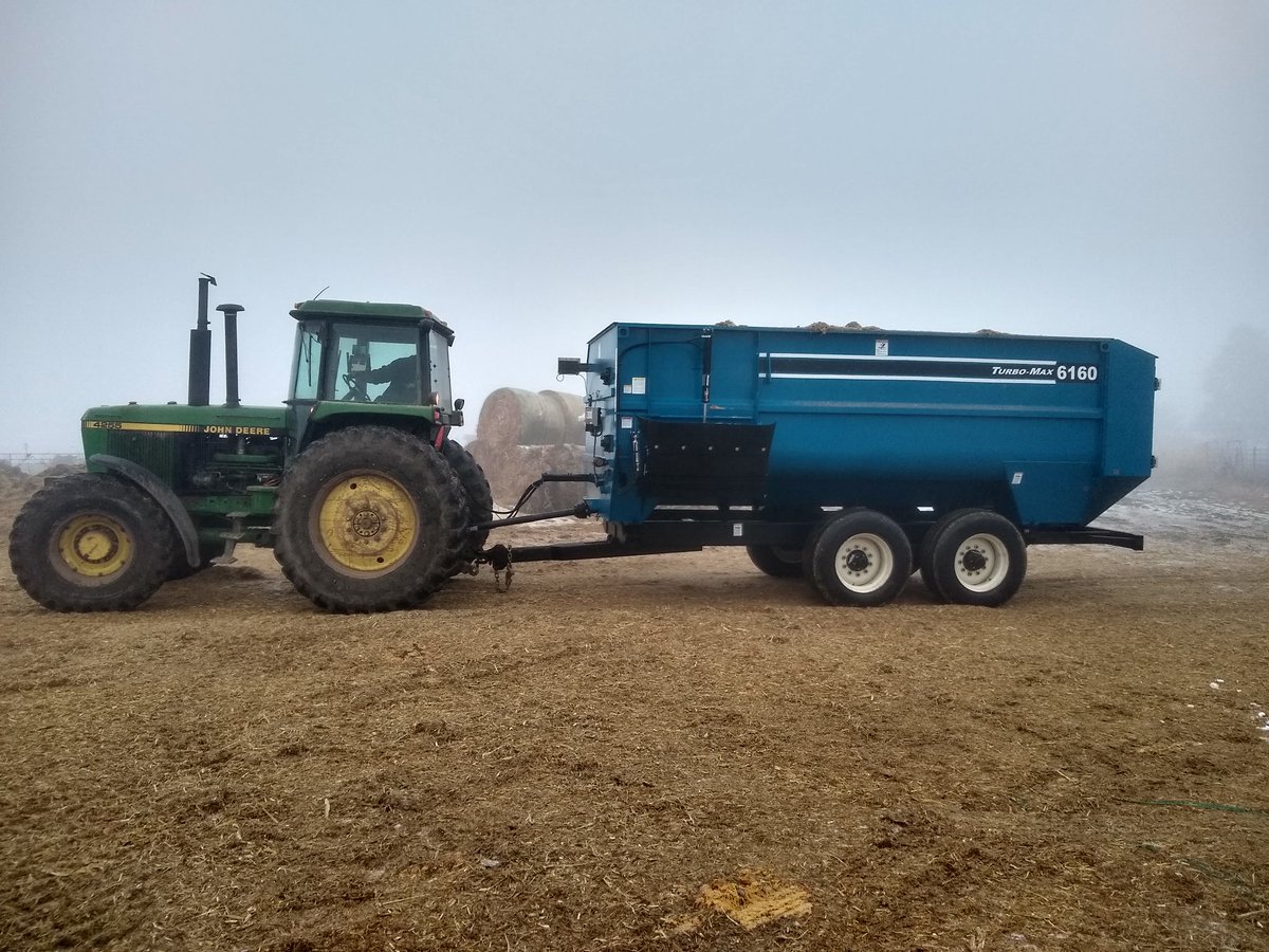 timstetson877's tweet photo. Delivery Day!! W @SiouxAutomation #alwayschooseblue Out with the old in with the new! Thank LA Farms for your business! @silagechopper How about that ride? 🤩 https://t.co/vKPdT1E3F4