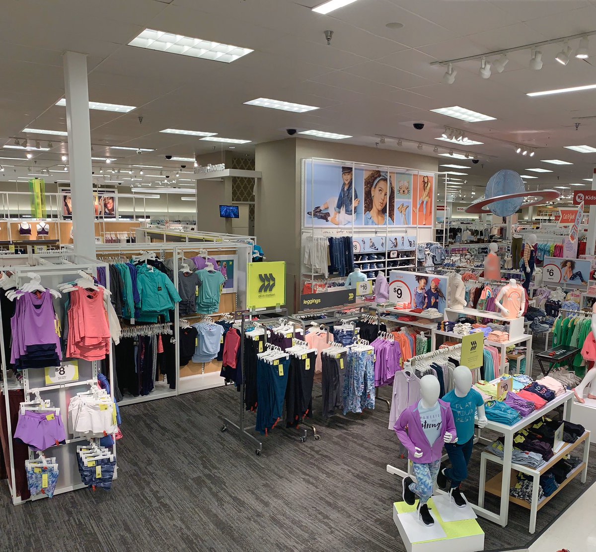 Talyn Parker (@talynmparker) on Twitter photo From running errands to running laps , All In Motion offers assortments for the entire family that easily transitions throughout busy days. This is active wear that truly performs and fits a life in motionπ§π½ππ»ββοΈβΉπ½π€ΈπΌββοΈ. Shop the new brand <a href="/Target/">Target</a> #1042. From running errands to running laps , All In Motion offers assortments for the entire family that easily transitions throughout busy days. This is active wear that truly performs and fits a life in motionπ§π½ππ»ββοΈβΉπ½π€ΈπΌββοΈ. Shop the new brand <a href="/Target/">Target</a> #1042.