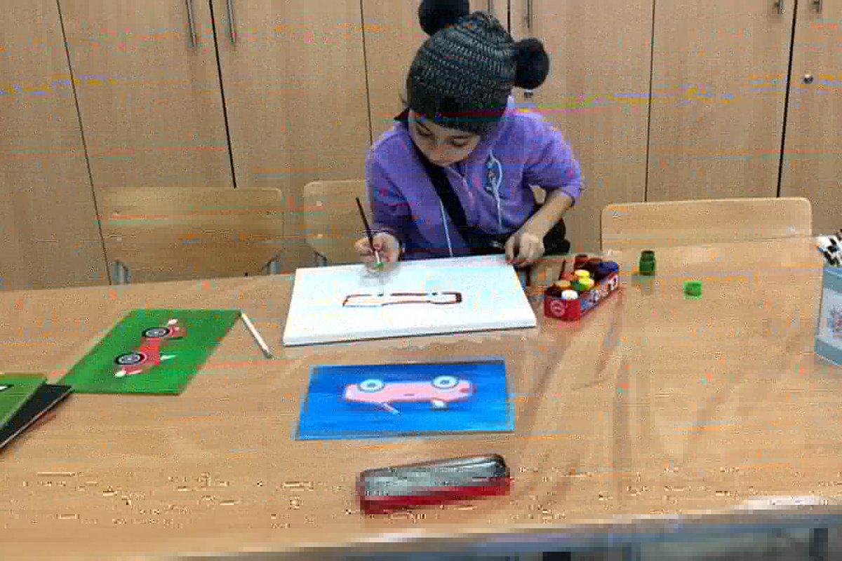 RoyalMuseumJo's tweet photo. أقام #متحف_السيارات_الملكي – القسم التعليمي – فعالية خاصة بمناسبة يوم الشجرة الذي يتم الاحتفال به في 15 كانون ثاني من كل عام، بهدف رفع مستوى الوعي البيئي والمساهمة في تقديم خدمة تعليمية لأبناء الوطن وتعريفهم بالدور الهام الذي تلعبه الأشجار في المحافظة على البيئة. https://t.co/xLakfQGrcX