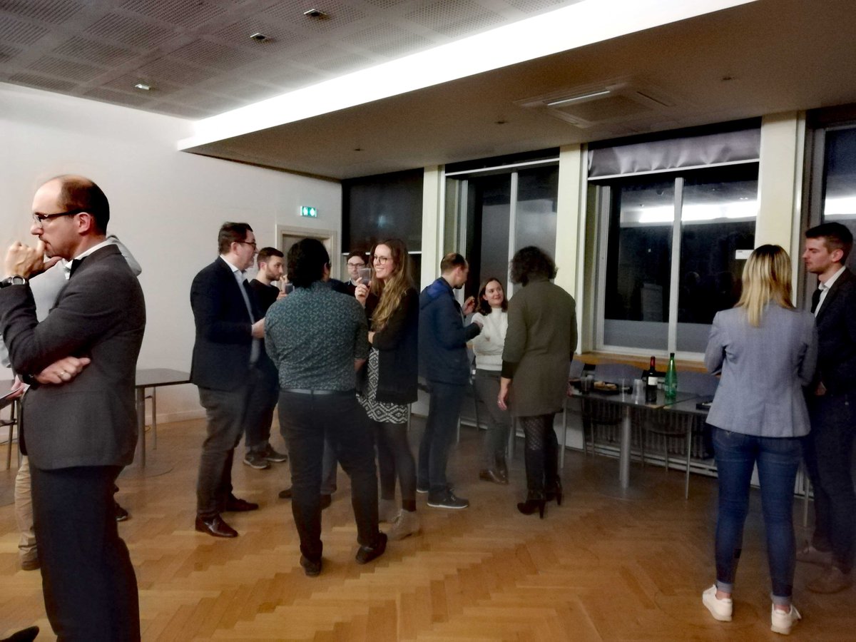 InterfaceSPT_JC's tweet photo. #InterfaceSPTJC était ravie de participer hier soir à la cérémonie des voeux 2020 de @SciencesPo_Tlse, organisée en partenariat avec @ScPoTlse_Alumni, en présence notamment d'O.Brossard, directeur de #SciencesPoToulouse, & d'https://t.co/pbOj1dpXMK.s diplômé.e.s! Merci à tous.tes https://t.co/bjUK3Jj9iw