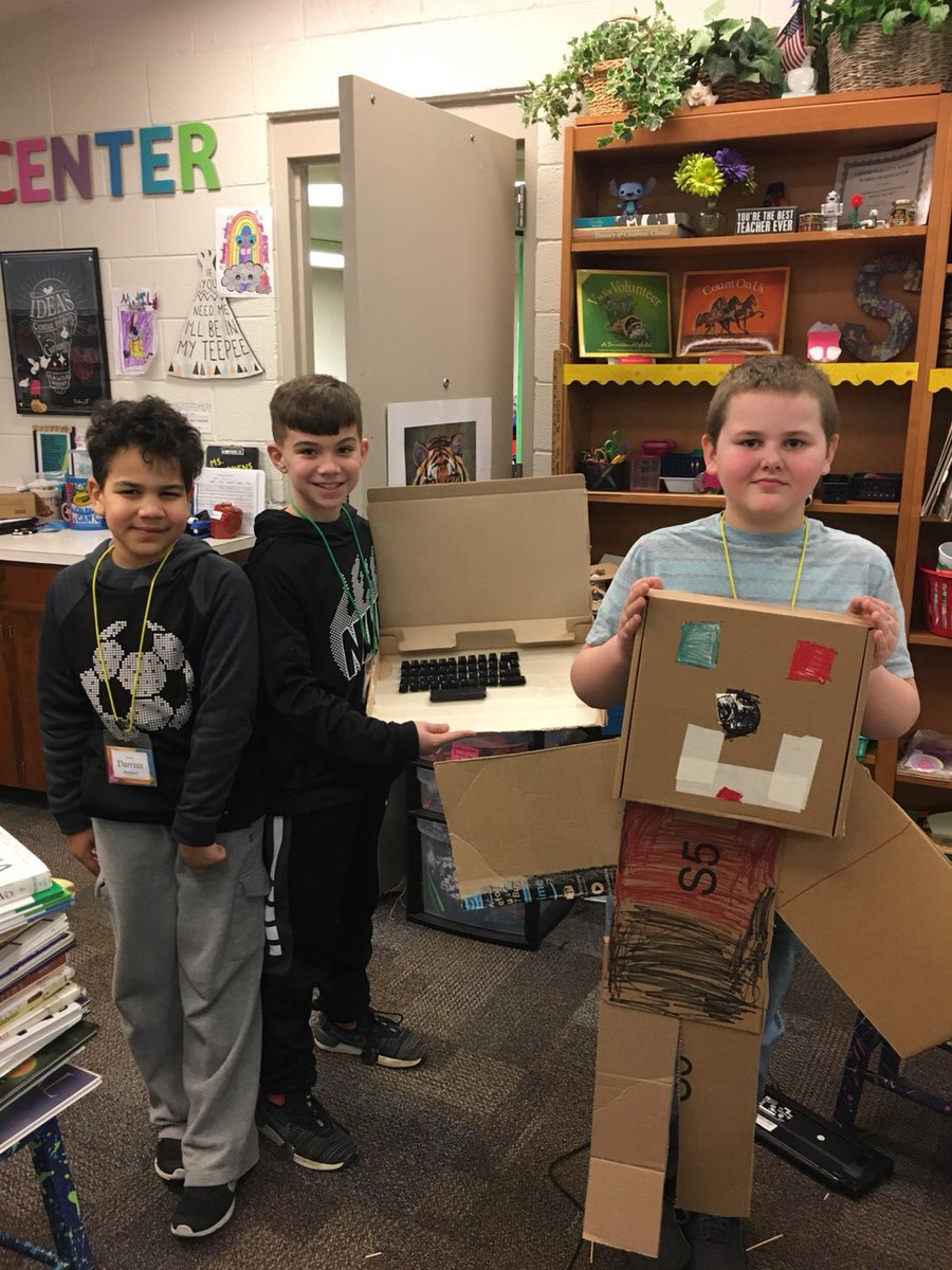 MakerSpace exploration leads to several really creative design projects.  #tvtigers2020 <a href="/drlanaluttrell/">Lana Luttrell</a>