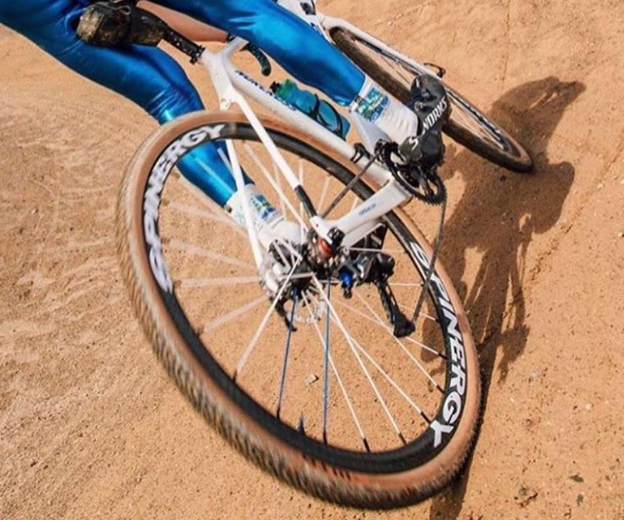 Fixed Gear Bikes: Not Just for Poseurs — Blue Competition Cycles zurl.co/VvZA