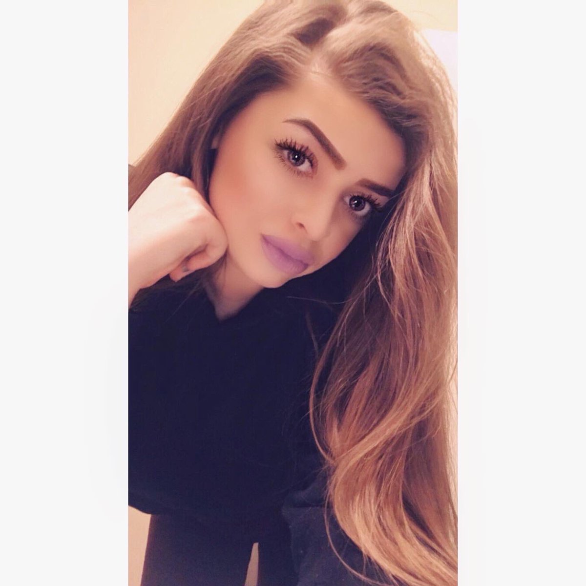 ChelseaMorgaan's tweet photo. 🤍 https://t.co/wVFPApOfGa