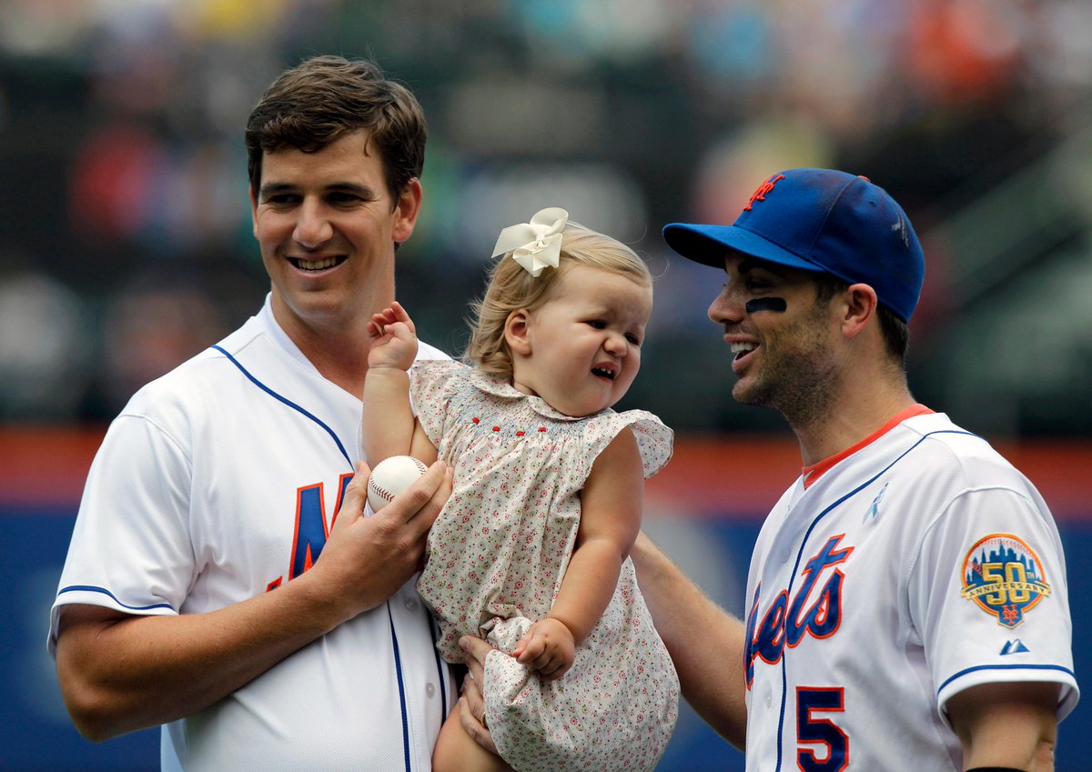 Mets's tweet photo. Congrats Eli Manning on an Amazin’ career. #ThankYouEli @Giants https://t.co/a9DMfVL91Y