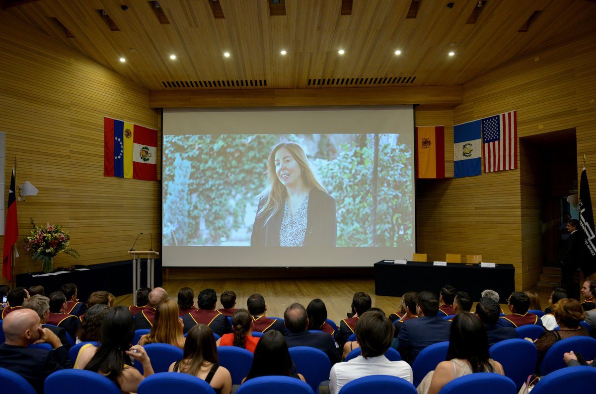 AriadnaSanahuja's tweet photo. Los alumnos del #multinationalmba #mmba de @ESADE y @UAI_CL se graduaron el pasado sábado en Santiago. Un placer haber estado los últimos 13 meses rodeados de un grupo espectacular de personas. Felicitaciones a tod@s! #graciasportanto #estonoseacaba https://t.co/qNqNfhxRH7