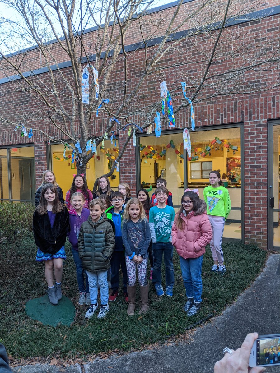 FVESMedia's tweet photo. So much fun today at our 1st @fvmsmedia and @FuquayVarinaES  book club!  We read Wishtree by @kaaauthor and tied wishes to our own tree.  We pledged to welcome new friends, too.  Thanks to all the parents who read with their kids and celebrated with us!  #wonderwake @wcpssdll https://t.co/pwDq3wMsjZ