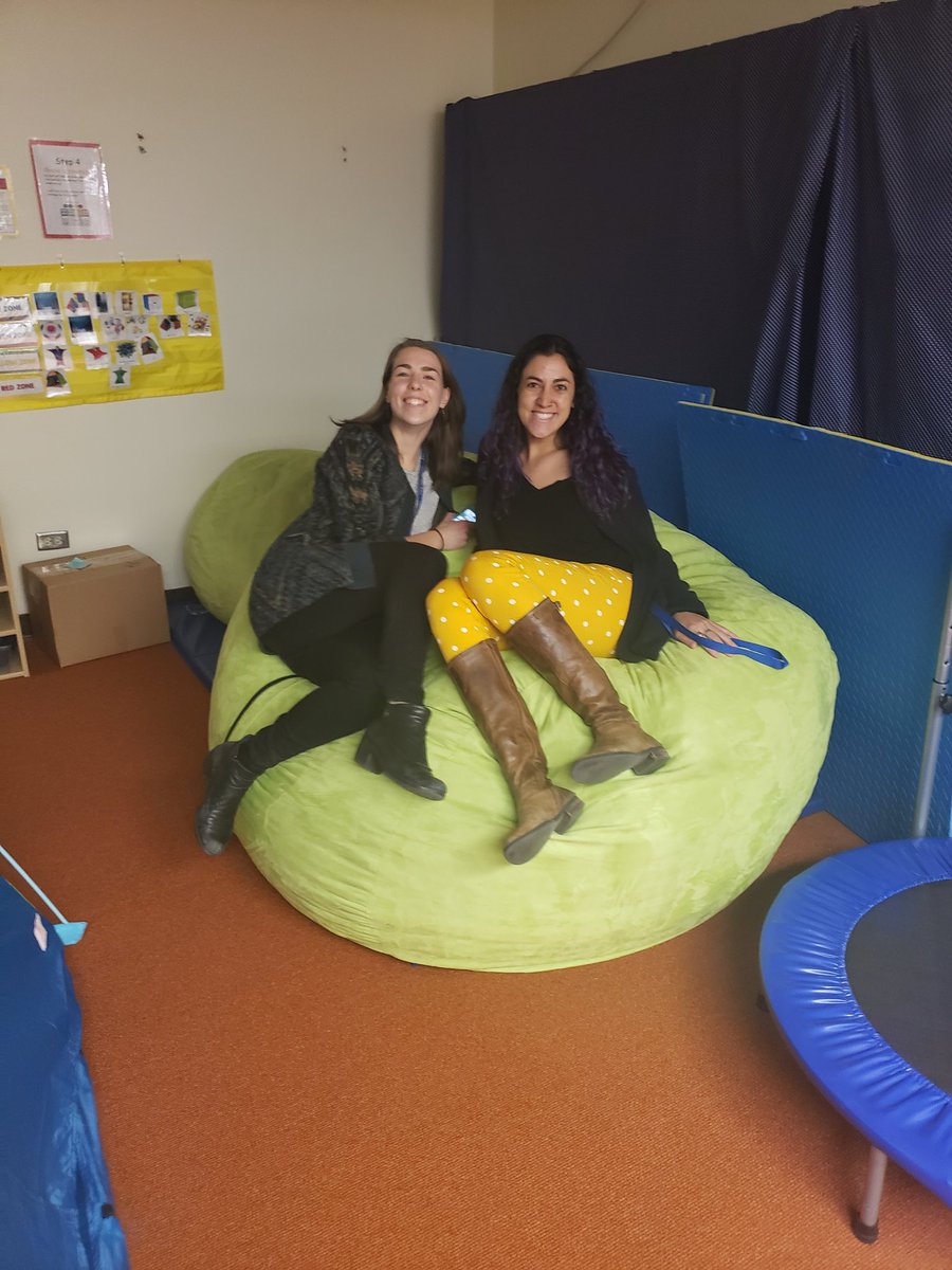 tanessabb's tweet photo. #JHAETeacherCanYouSpot#FunTimes@JohnAmesse https://t.co/4Xs7NE3A7I