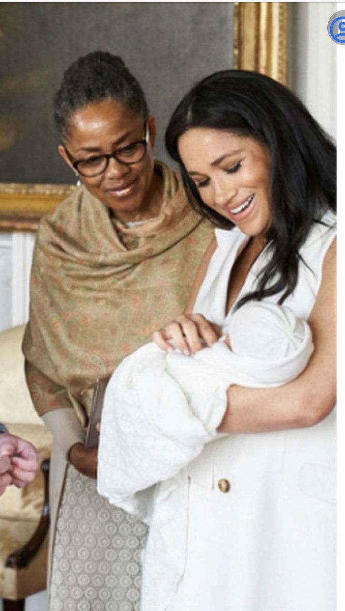 LouiseRobertson's tweet photo. My respect is with Doria, who has been the epitome of elegance and knows the value of silence. Supportive parents don’t crave this attention. The media are loving this circus let’s hope it stops soon. #meghanharry #ThomasMarkle https://t.co/rMCkvFfgJq