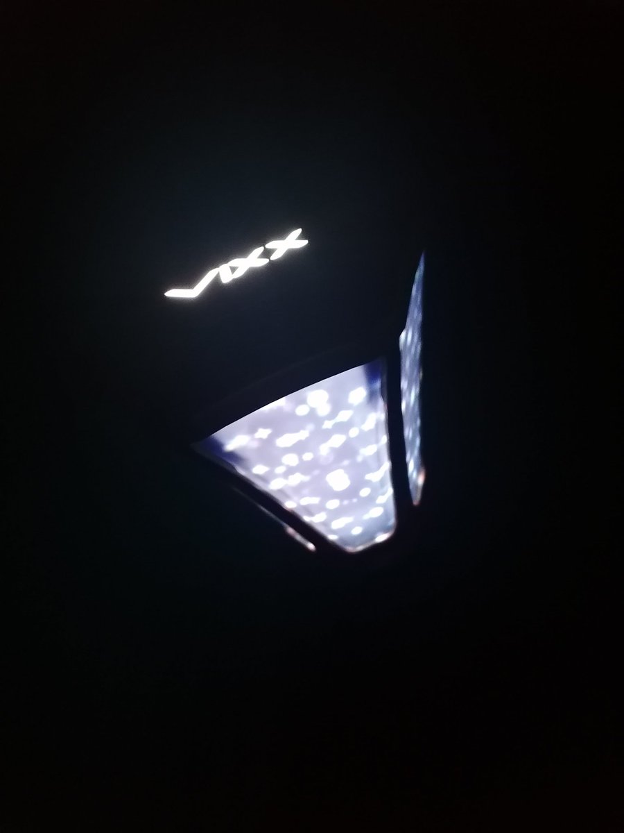 PiedPiperTookMe's tweet photo. @vixxsaranghaeyo I love how bright it looks in the dark, like actual Starlight
#VIXX #StarlightStick https://t.co/6GfWLHcoLv