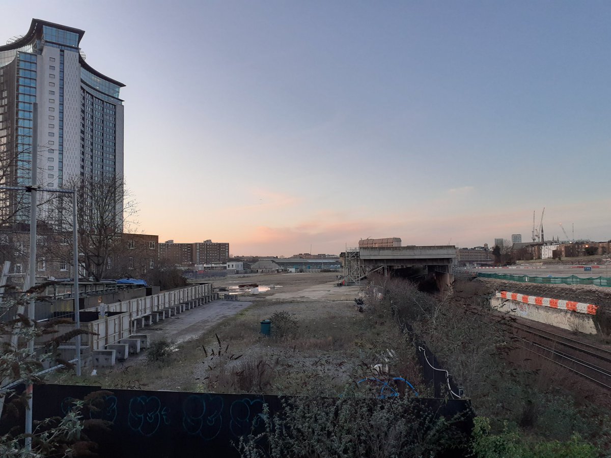 saveEarlsCourt's tweet photo. #RBKC Council declared a #ClimateEmergency tonight. So let's see what action, if any, is taken to green the #EarlsCourt Masterplan barren void. Our campaign continues.#saveEarlsCourt https://t.co/lfJY3W8FG1