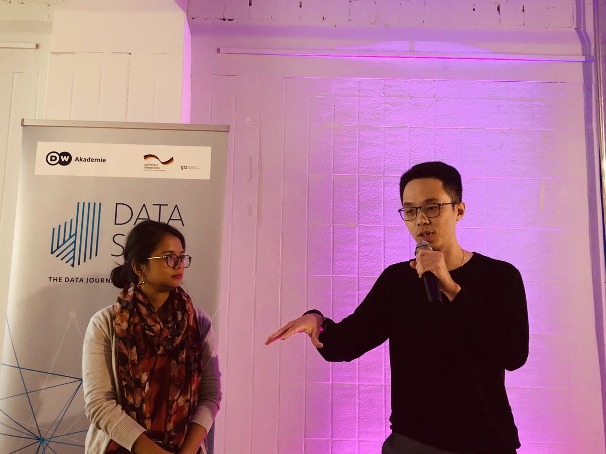 cliehr's tweet photo. Old & new 94-year old prime minister: will he bring reform to #Malaysia? Project Nexus from
@leelonghui
@aidilarazak examines ties and connections between politicians and supporters #hhber #dataship @DeutscheWelle @giz_gmbh https://t.co/PhzyIl8IQ4