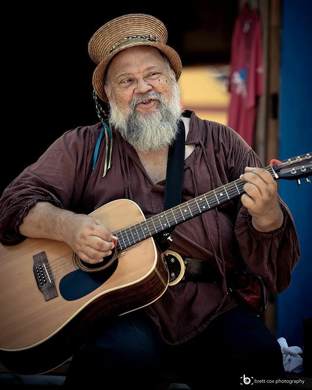Brett_Cox's tweet photo. Shot this at @castleofmuskogee .
. . . .
.
.
.
#renfest #Renaissancefaire #renaissancefestival #portraitphotography #renaissancecosplay #cosplay #renaissance #faire #thecastleofmuskogee  #portraits #guitar #livemusic #portraiture #portraitphotographer #p… https://t.co/xjgRsXbg15 https://t.co/1Wy0EW82Ef