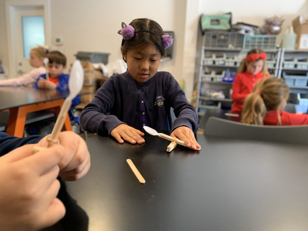 JoubertAndres's tweet image. Nothing like a quick make challenge to break up big design projects! This challenge had an emphasis on the last phases of the #DesignThinking process which includes quick prototyping, testing, and improving.

#LearnPM #ParkMaitland51