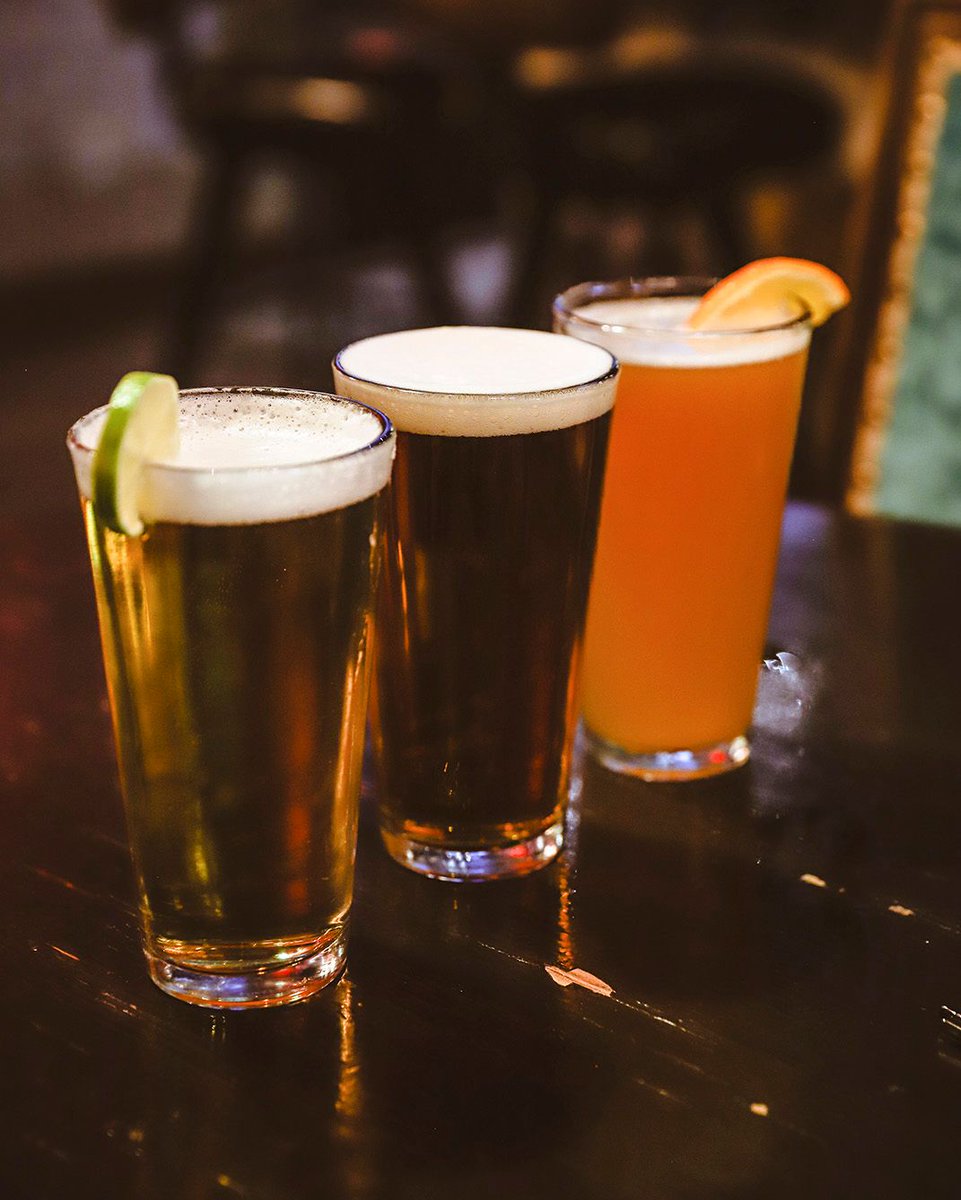OakRoomLV's tweet photo. Won't you join us for a cold one? 🍺 https://t.co/DJ9qyeMJnO