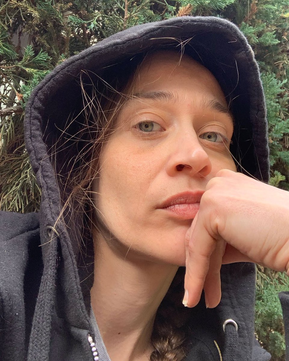 15 Minutes With Fiona Apple by @Rachel_Handler vulture.com/2020/01/fiona-…