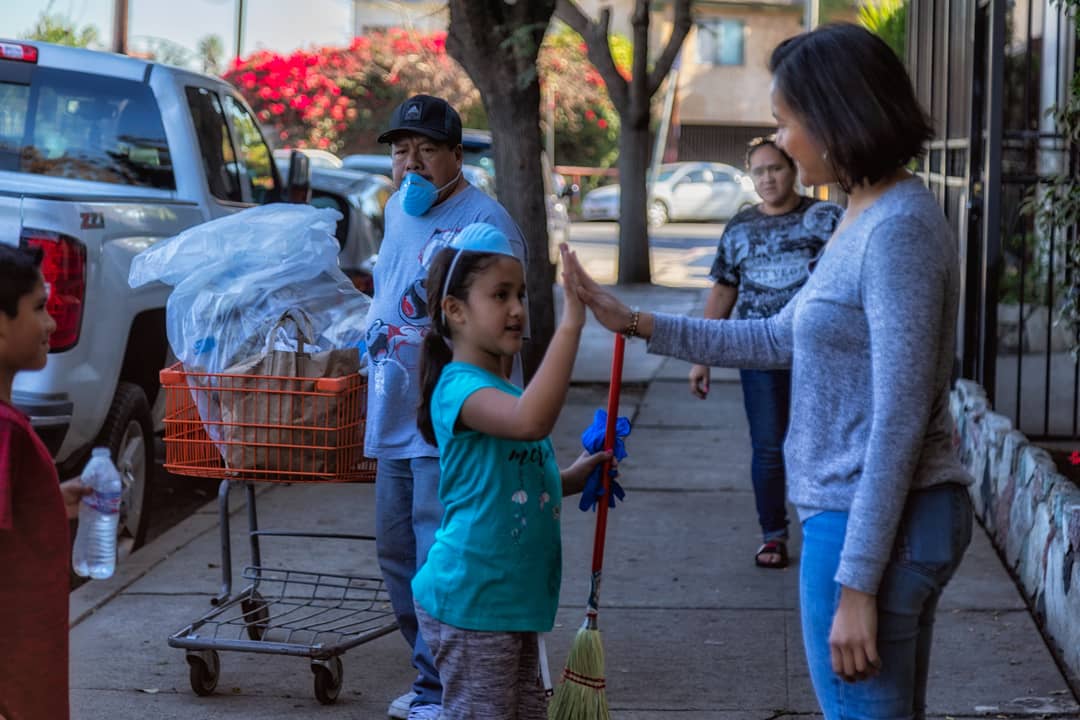 theHSDNC's tweet photo. We are SO proud of our community members who came together with some of our board members to clean up some streets around our neighborhood! This is what community power is all about! 🚮🎬 #losangeles #neighborhoodpower https://t.co/QI4a4kvRs6