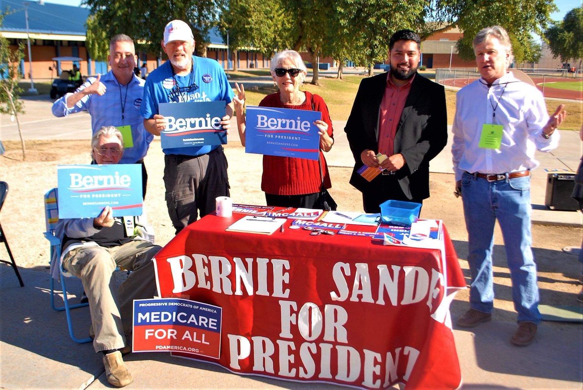 MikeHersh's tweet photo. @FarmerG_Paradox @BernieEffect #Bernie #BernieForTheWin #ILikeBernie https://t.co/ZqSfmHJnw0