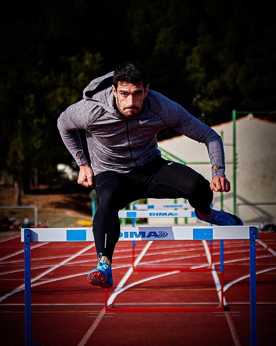 jorge_onil3's tweet photo. Se abre la veda de las competiciones, y que mejor que empezar con el triathlon del Gran Premio Ciudad de Valencia para ir poniendo el cuerpo al 100%.
Nos vemos el viernes en el ruedo‼️💪 https://t.co/dlB3CmU84U