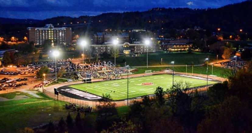 delaney1424's tweet photo. I am extremely excited to announce that I have verbally committed to Wheeling University to continue my academic and athletic career at the division 2 level. Can’t thank my family, friends, and coaches enough for getting me to this point! #GoCards ❤️🖤💜💛 https://t.co/WrsveaqkjY