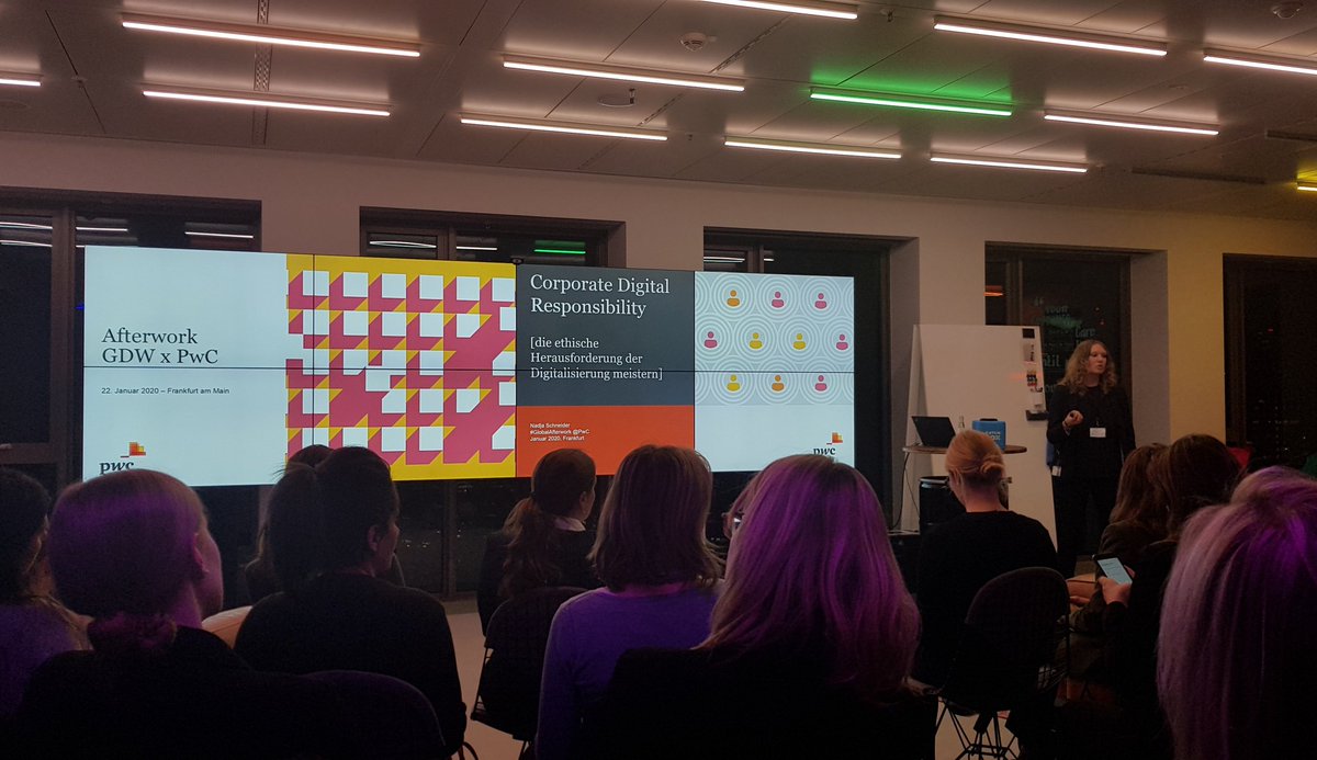 gertrud_noone's tweet photo. Heute mal wieder zu Gast beim #GlobalAfterwork der @gd_women in Frankfurt: Nadja Schneider von @pwc_de gibt Auskunft über den Ansatz der Corporate Digital Responsibility von Unternehmen. Die Frage ist: Gelten ethische Regeln der realen Welt auch in der digitalen Welt? #GDWinFRA https://t.co/64pj1hCO2R