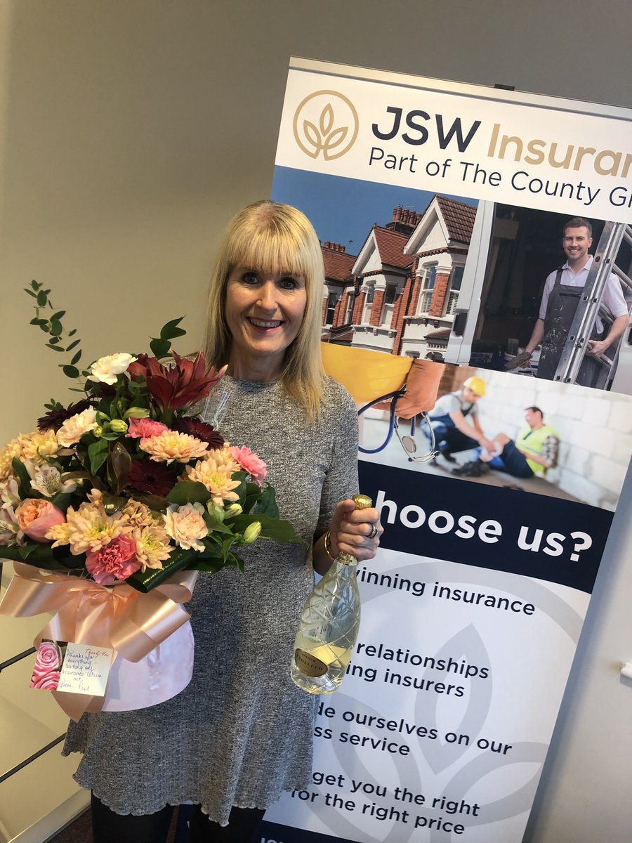 jswinsurance's tweet photo. Well done to our Claims executive Debbie Kent, who recieved a beautiful bouquet of flowers & bottle of fizz from one of our clients, to thank her for the amazing support she provided during a claim. Well done Debs!! #teamcounty #proudofyou #jswinsurance #yourlocalinsurancebroker https://t.co/YOp9kVBnTM