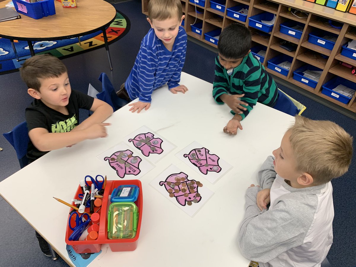 LibraryDodson's tweet photo. Money, money, money!! We have been learning about why we need money, how to earn money, and why itβs important to know each type of money. #correctchange Today we sorted real coins and used each kind to count to 100 cents. π°π΄ @SunnyvaleES https://t.co/ExgMt03wt2