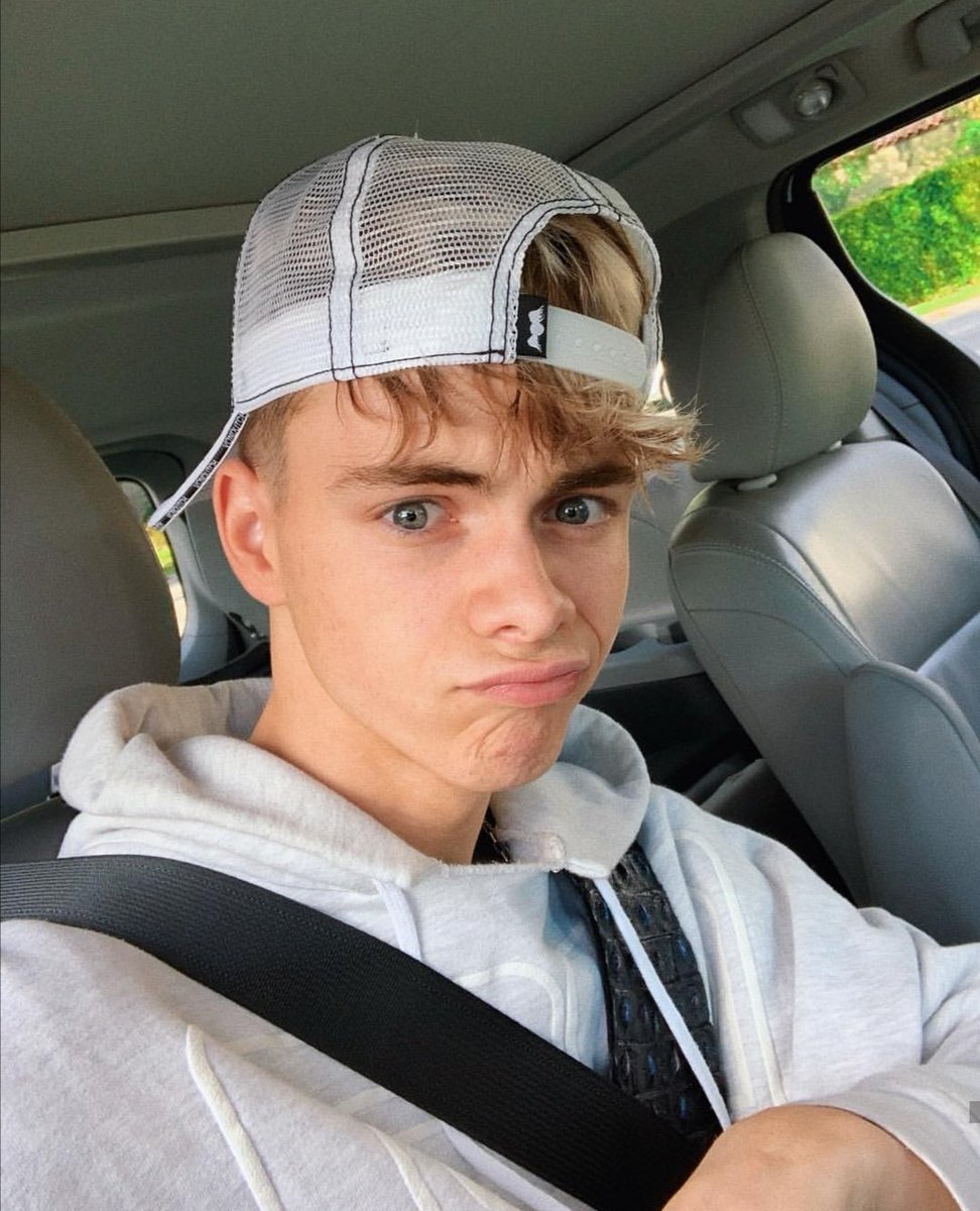 LamijaImsirovi4's tweet photo. God,I love him so much❤️ #whydontwe #corbynbesson #corbynbessonedits #zachherron #zachherronedits #danielseavey #danielseaveyedits #jonahmarais #jonahmariasedits #jackavery #jackaveryedits #whydontwefanpage #whydontweedits #whydontwemusic #whydontweimagines #limelights #8letters https://t.co/Pgwuxr0GVx