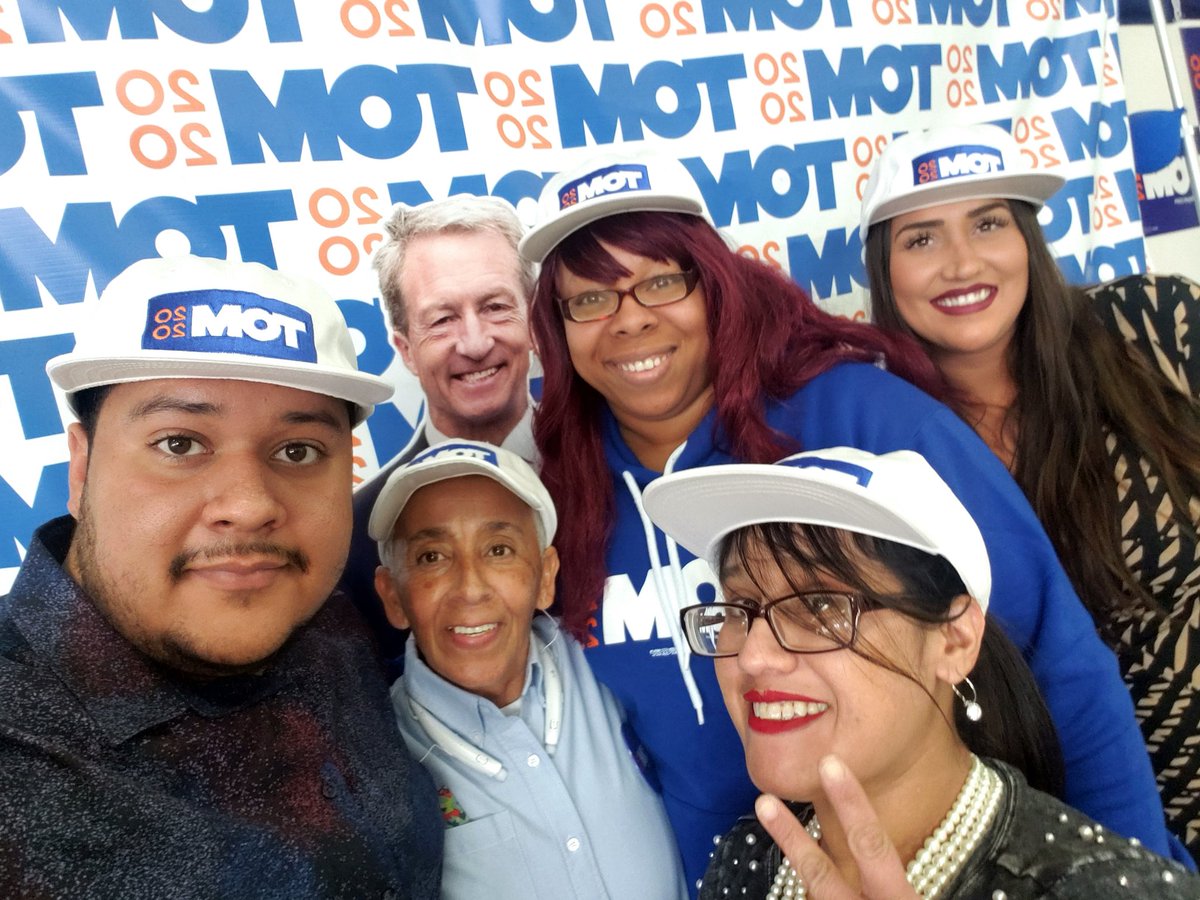 BryanActive's tweet photo. #TeamTom wants to welcome our New Staff!!! @onlyloyal1 @SELENAH43482974 #TomForNevada #BlueWave2020 https://t.co/xVuDWJaVzY